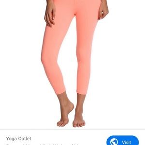 Beyond Yoga Crop Leggings